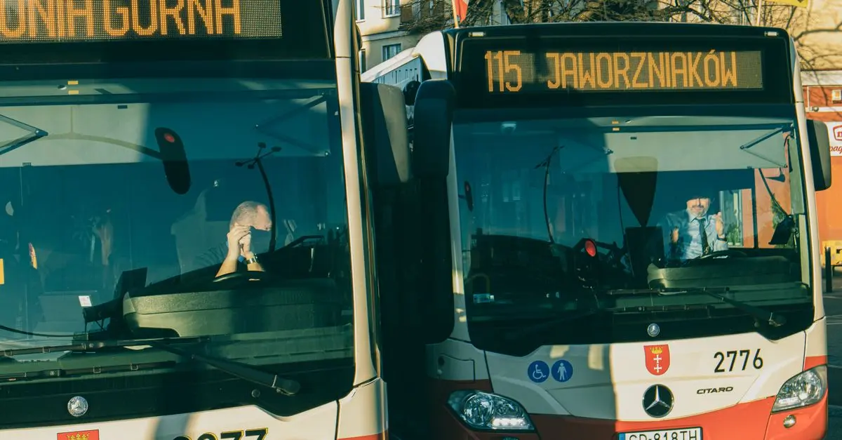 Jak znaleźć oferty wyjazdowe dla miłośników przygód?